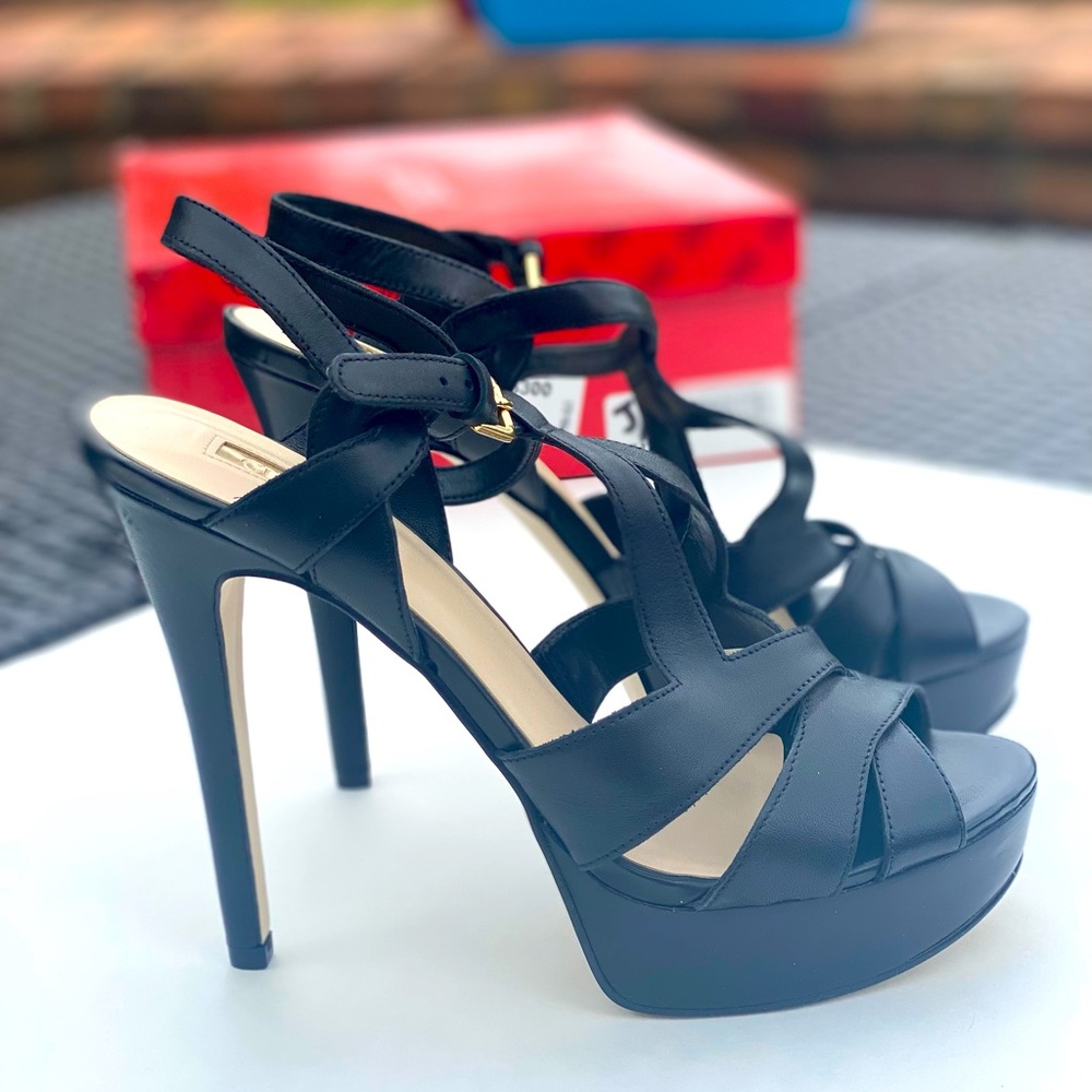 GUESS Kymma Platform Heels